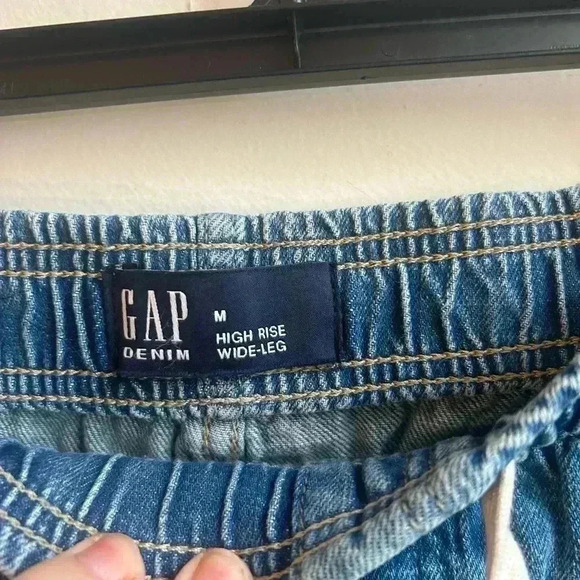 Gap denim high rise wide leg cargo pants with stretchy waist band size M women’s - Picture 5 of 5